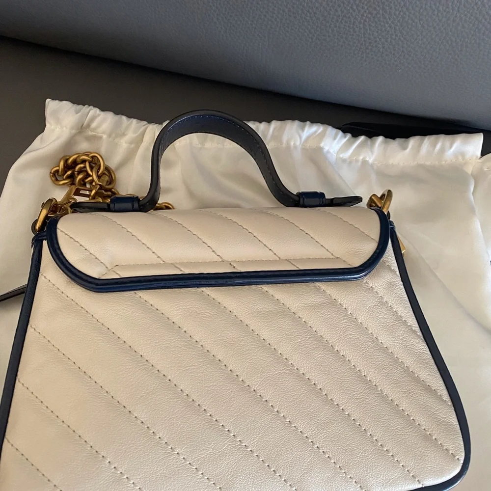 ❌SOLD❌Gucci Marmont Mini Top Handle - Picture 4 of 9